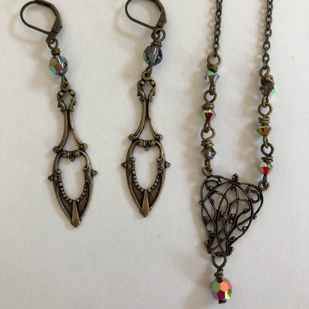 Necklace & Earring set